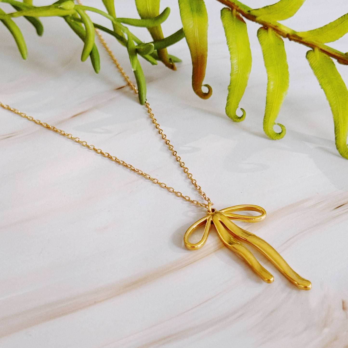 Stylist Bow Pendant Necklace